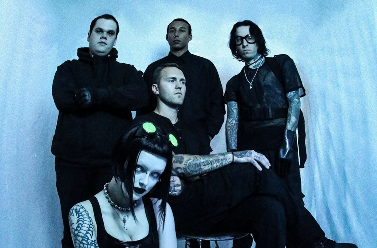 Wristmeetrazor announce off-dates w/ Lie between tour with Vended