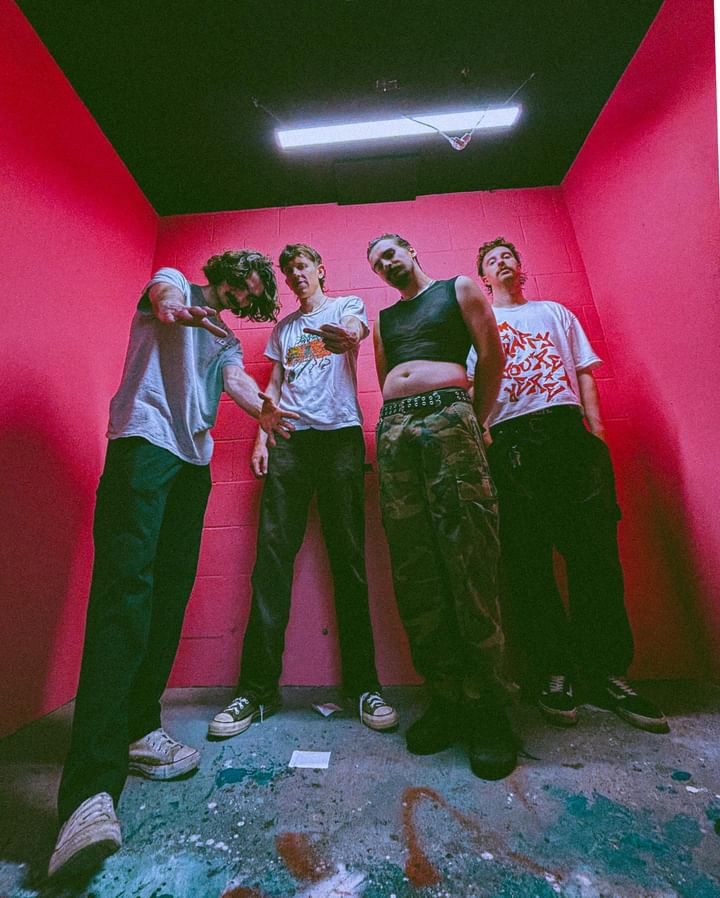 Klokwise // "Bustin' Out"