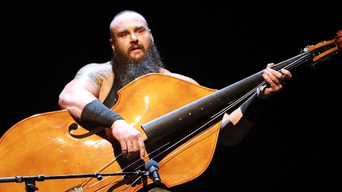WWE's Braun Strowman Sings Creed At Karaoke