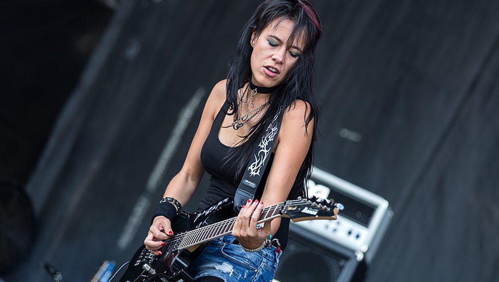 Jen Majura (ex-Evanescence) Is Leaving The Music Industry, Citing "Overwhelming Amount of Ridiculousness"