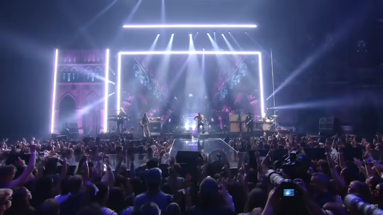 YUNGBLUD And A Host Of Rock Legends Pay Tribute To Ozzy At The VMAs